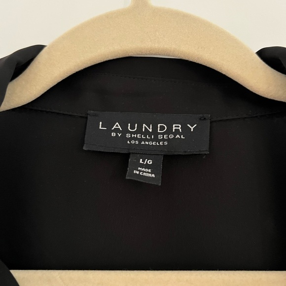 LAUNDRY BY SHELLI SEGAL Bouclé Trim Shirt - Picture 9 of 10